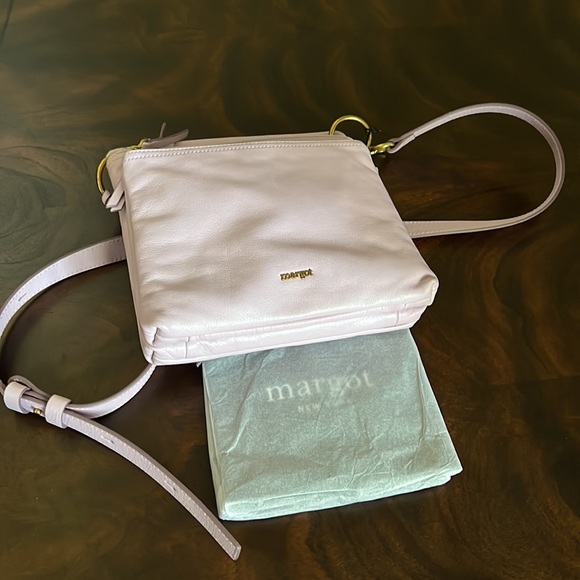 Margot Allie Leather Crossbody Bag. - Picture 12 of 13